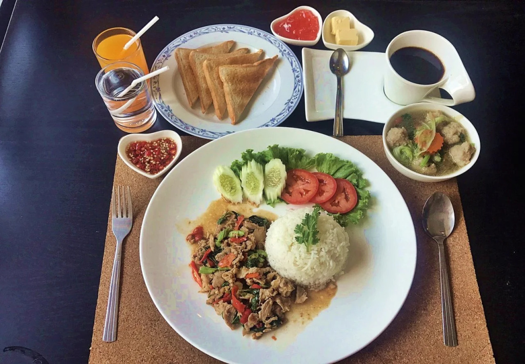 Ratchada Point Hotel - Général