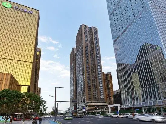 Rong Zhijia Apartment (Chengdu Global Center Cube)
