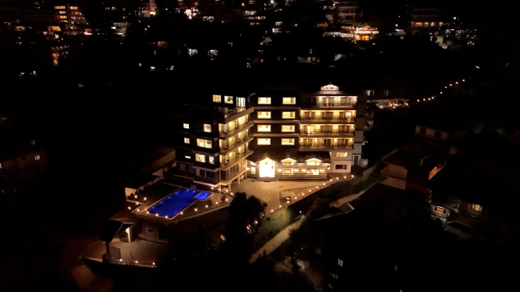 OYO 12079 Hotel Manu Vinod
