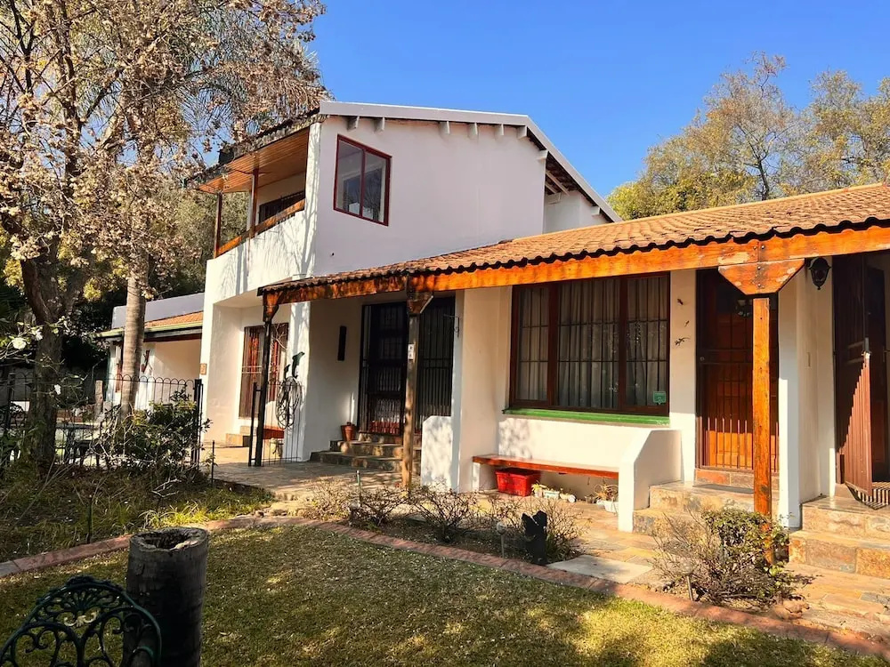 Oaktree Guest House