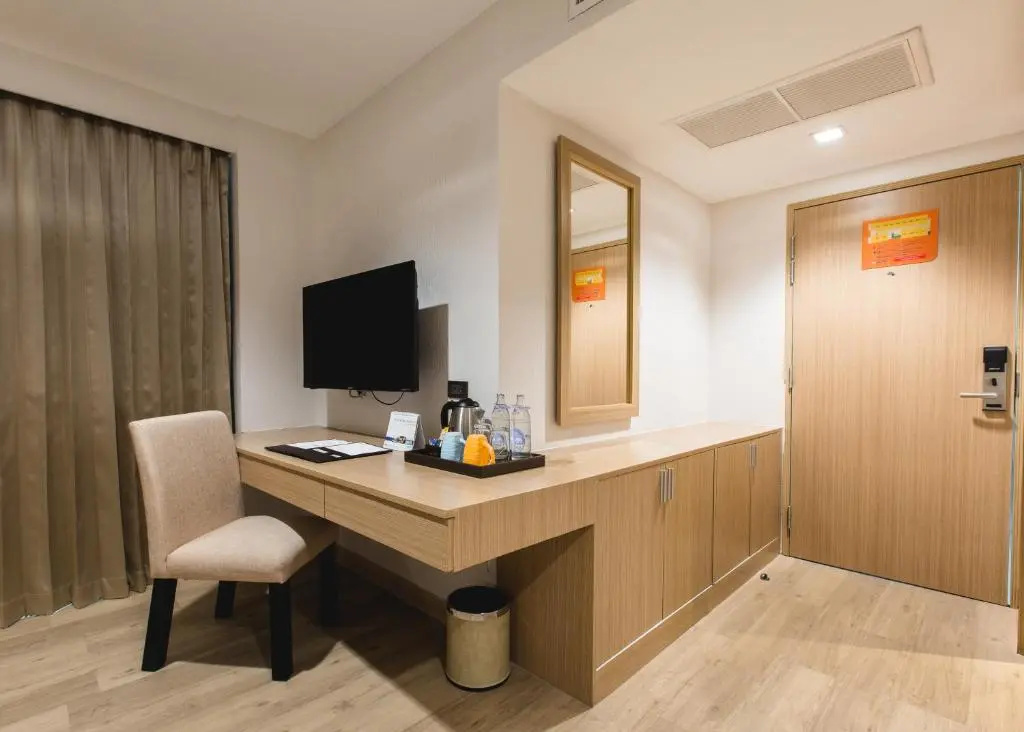 Premium Double room (full double bed)