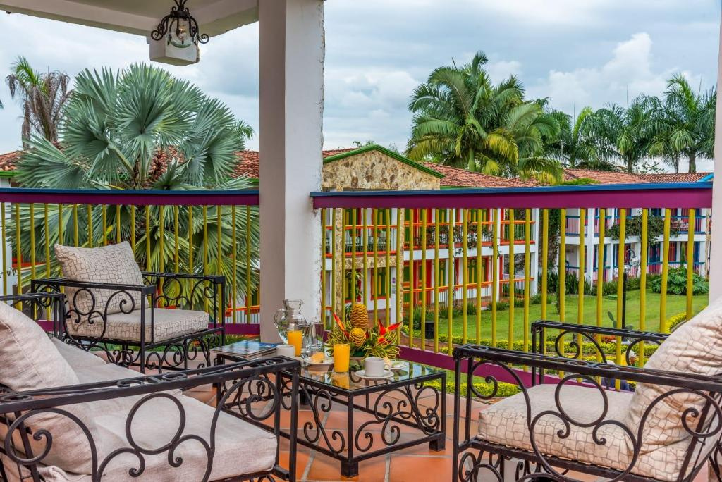 Balcony & Terrace