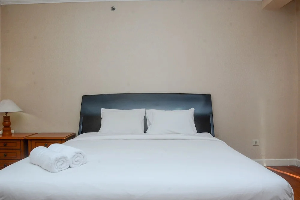 Strategic 2Br At Istana Sahid Sudirman Apartment