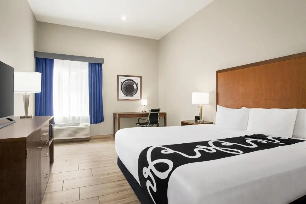 La Quinta Inn & Suites by Wyndham Brownsville North - Chambres