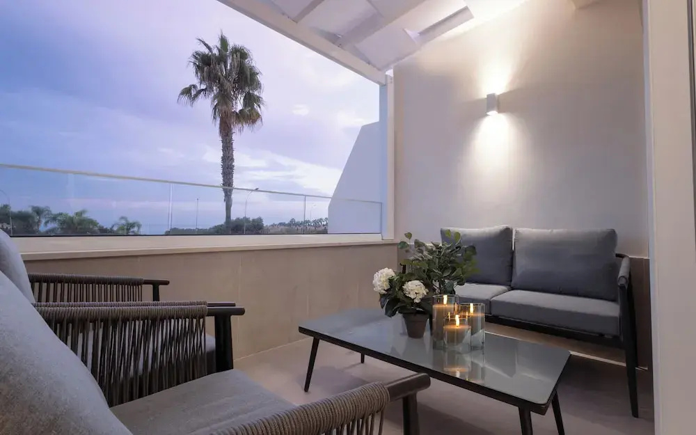 Luxury Marina Beach Stay
