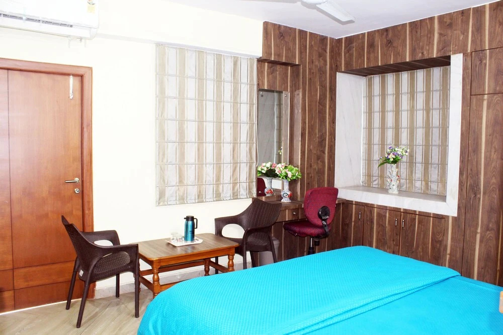 Economy room