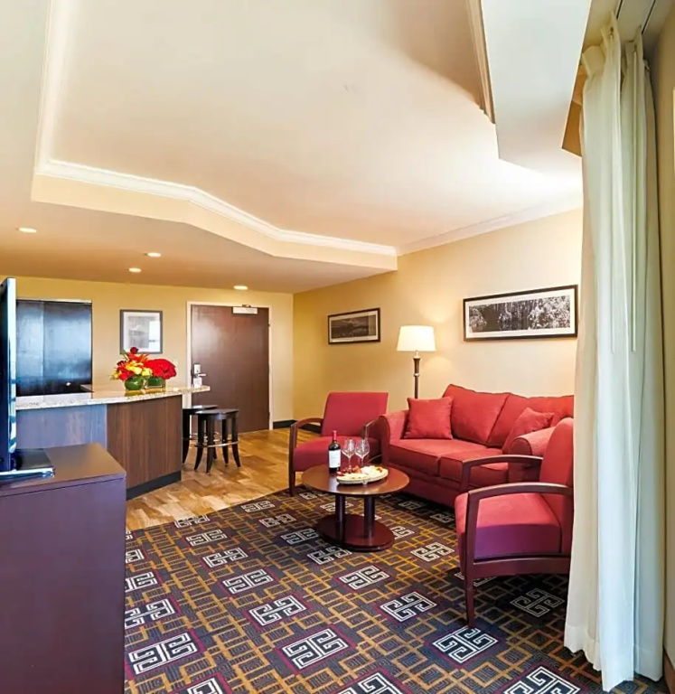 Miccosukee Casino & Resort Room Type - Deluxe One Bedroom Suite