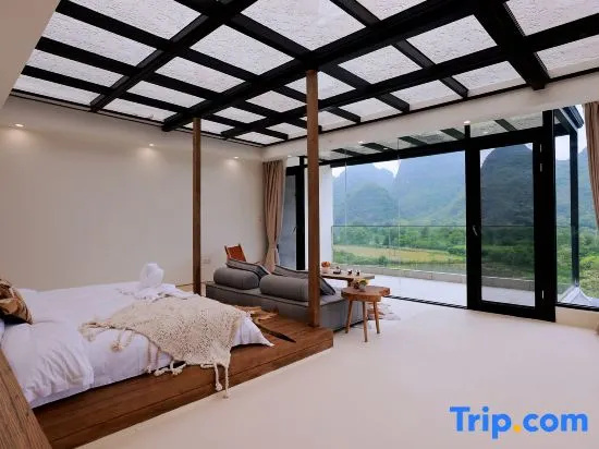 Standard Double room with balcony (full double bed)