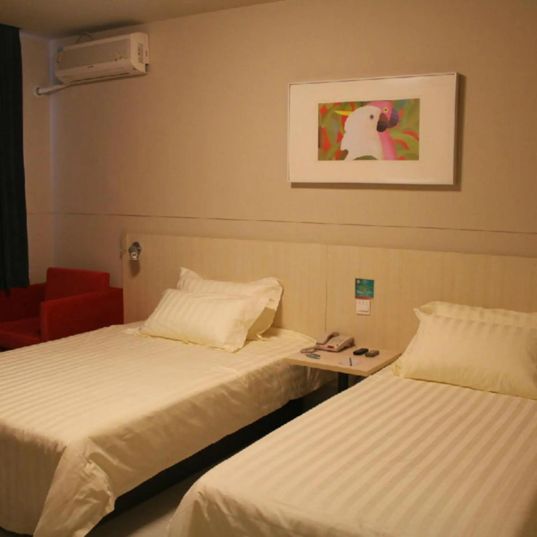 Jinjiang Inn North Station Huigong Plaza Hotel — 5