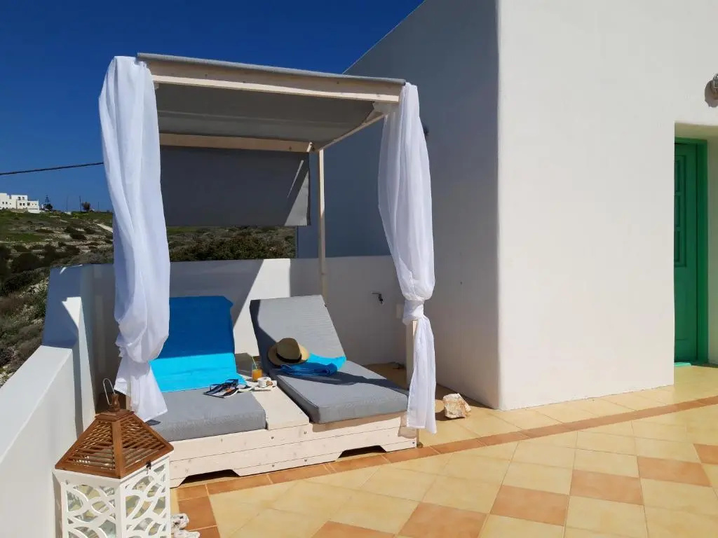 Balcony & Terrace