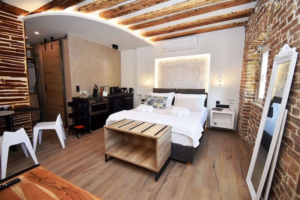 Murofinto Homes — 5