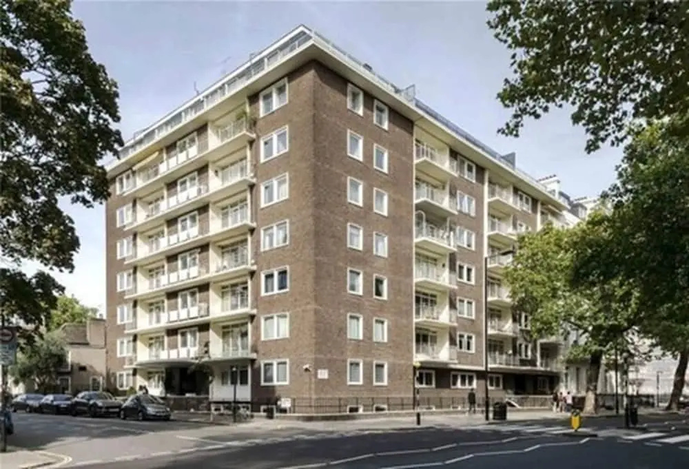 Newly Refurbished Flat Hyde Park London