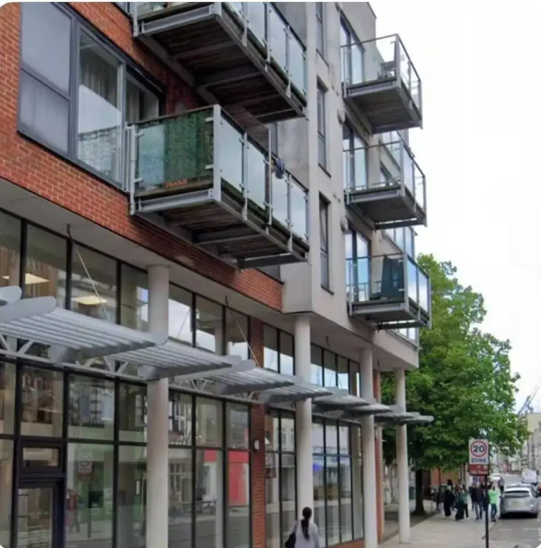 2bed Apt - City Centre With Balcony - Sleeps 6