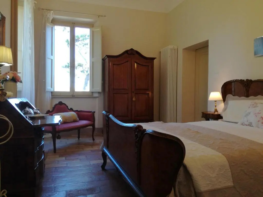 Standard Double room with mountain view (full double bed)
