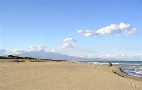 Beach & Waterfront