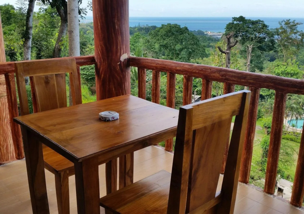 Balcony & Terrace