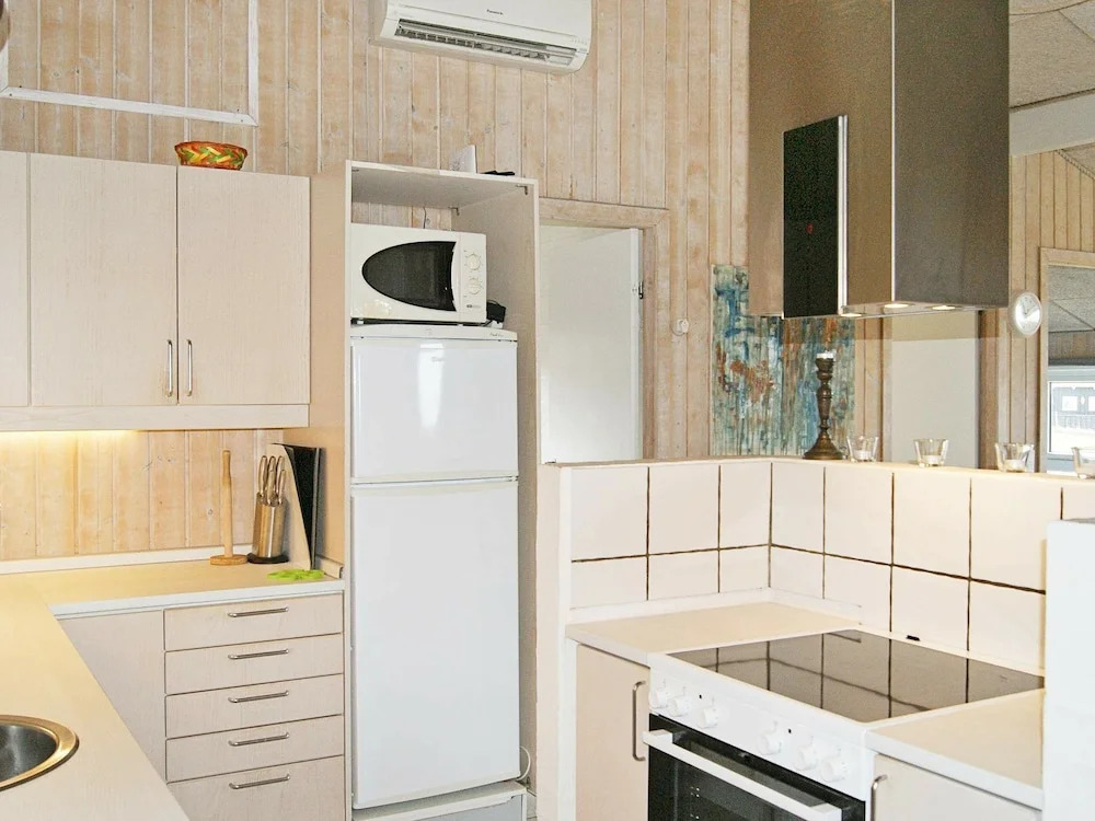 Sprawling Holiday Home in Ebeltoft With Terrace - фото 17