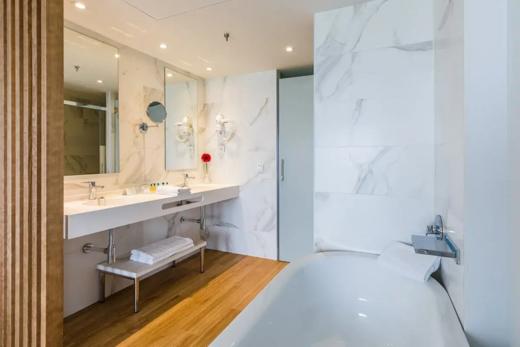 Hotel photo 28