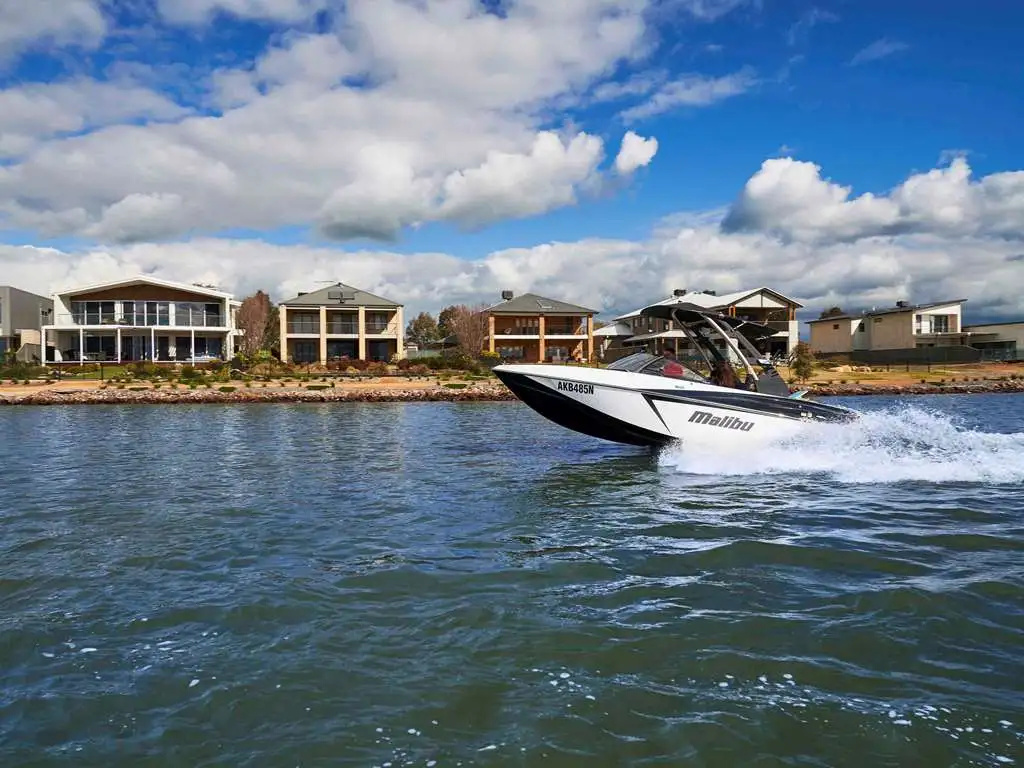 Beach & Waterfront