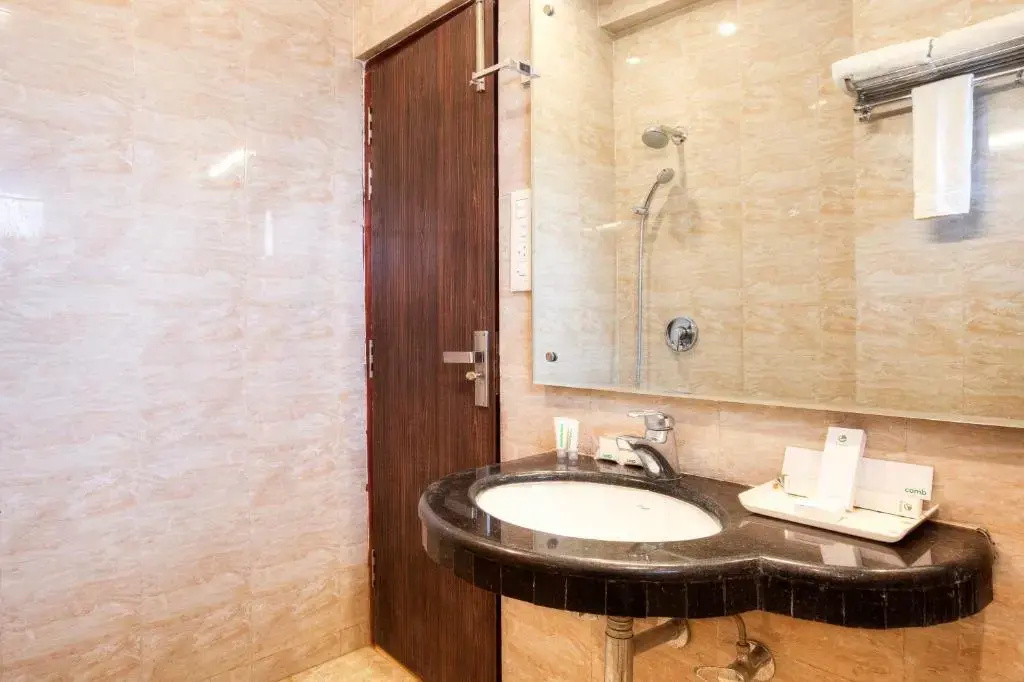 Treebo Shivam Inn Near Singapore Mall - Chambres