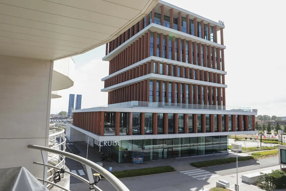 Harbour View Stay - Stylish Apartment With Stunning Views in the Marina of Zeebrugge
