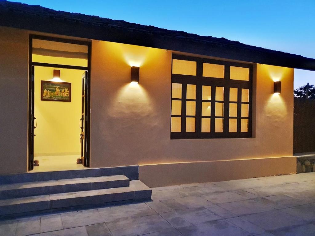 Bijapur Lodge