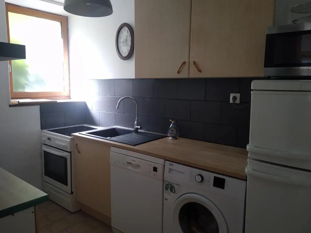 4 Bedrooms Cottage