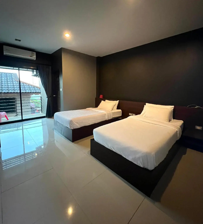 Standard Double room (twin beds)