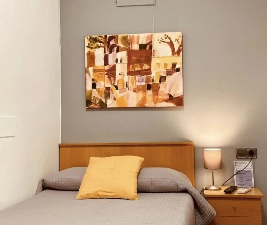 Economy room