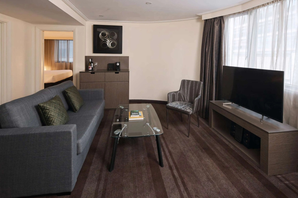 1 Bedroom Executive Double Suite (full double bed)