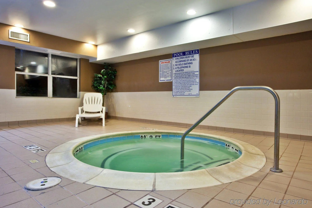 Holiday Inn Express Alpharetta - Roswell by IHG - 3