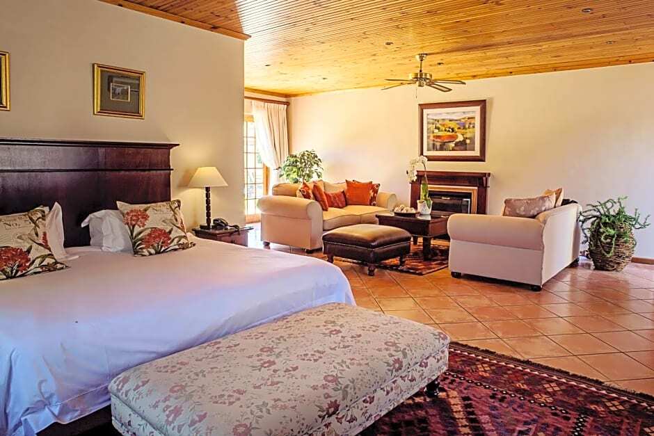 Oak Tree Lodge by null