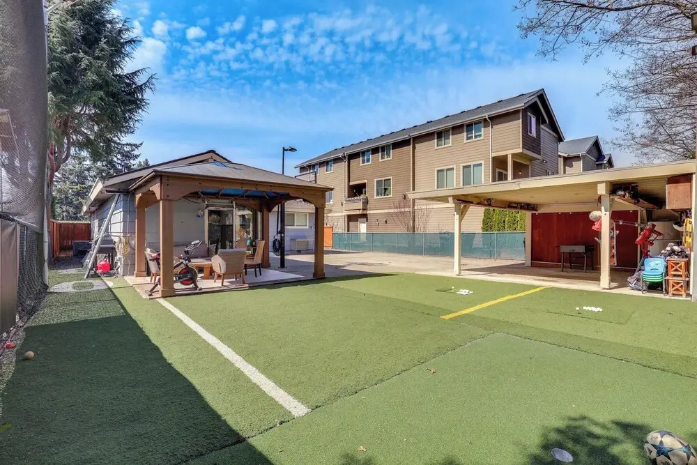 Renton Home: Gazebo w/ TV & Bbq, 15 Mi to Seattle - фото 12