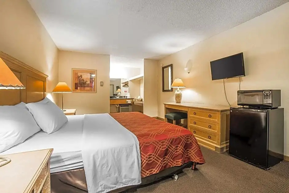 Econo Lodge Inn & Suites Kalispell - Glacier National Park Gateway - Chambres