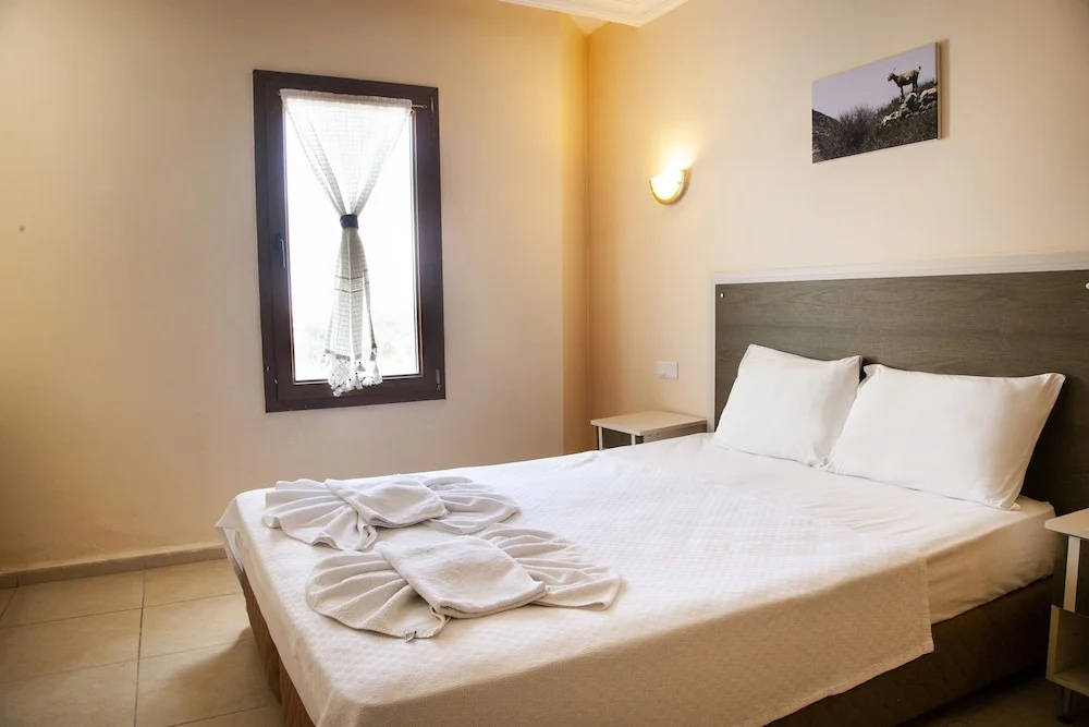 Economy Apartment with balcony and with partial sea view