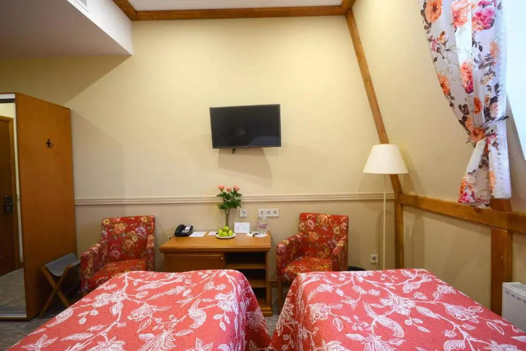 Premier Hotel Pochaiv - Chambres