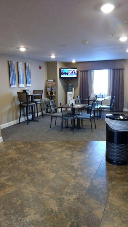 Grandstay Hotel Suites Thief River Falls - фото 17