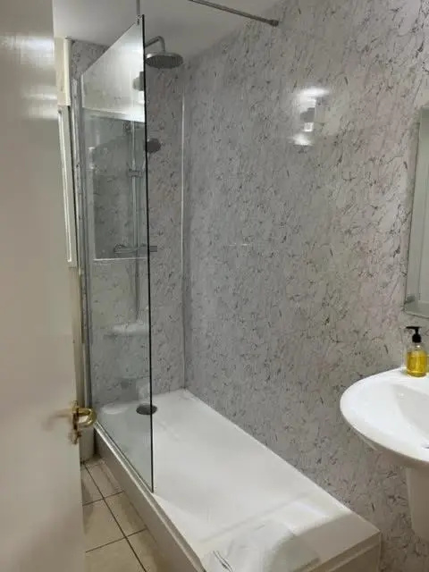 The Saracens Head Hotel - Chambres