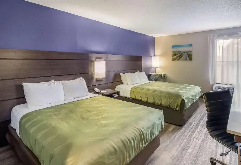 Standard Sextuple room