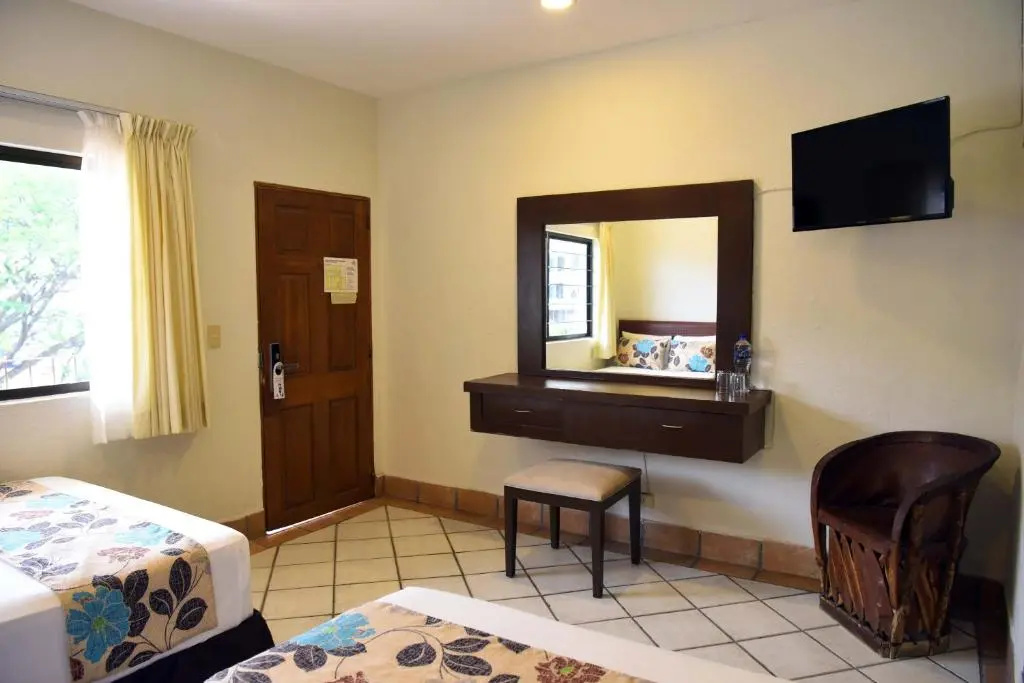 Hotel Eloisa - Near Playa de los Muertos - Chambres