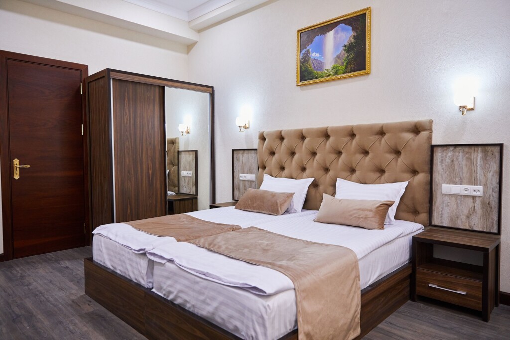 Grand Art Hotel by null