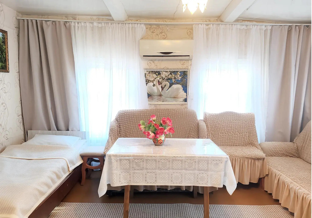 Двухместный коттедж Standard двуспальная кровать в Дом посуточно в Камышле