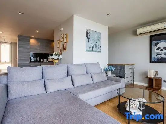 Sandbox 6 (3BR-max 12 guests)