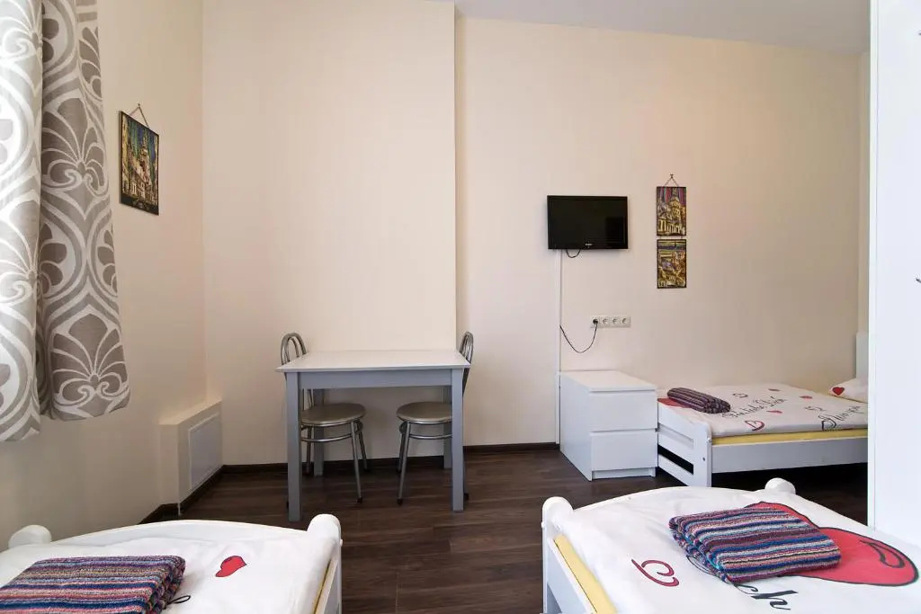 Happy Hotel - Chambres