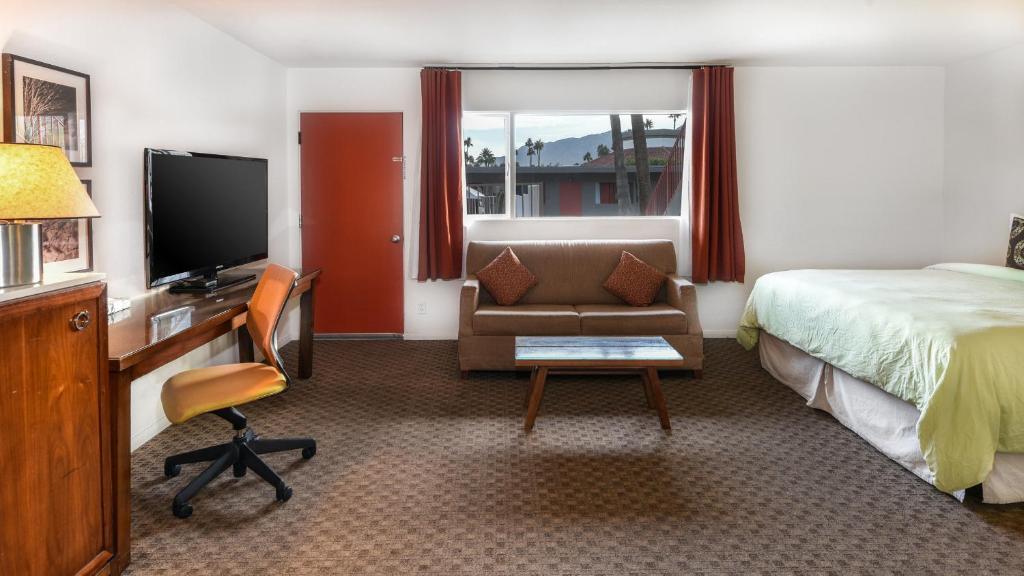 The Skylark - a Palm Springs Hotel by null