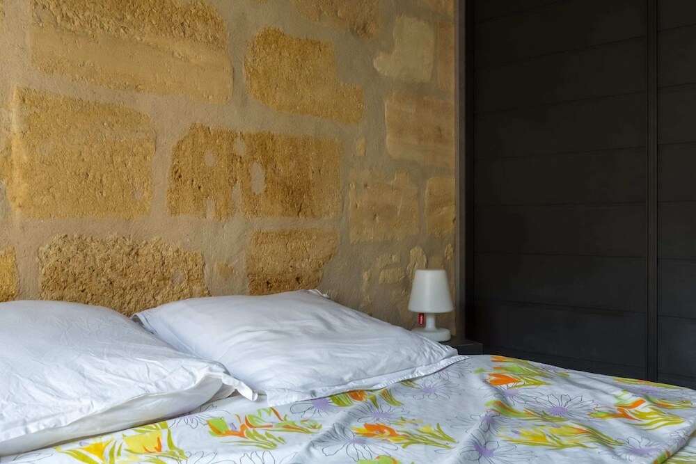 Отель Beautiful Flat Near Grand Theatre for up to 4 Guests, фото 12