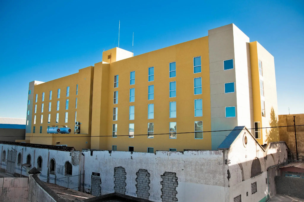 Hotel photo 1