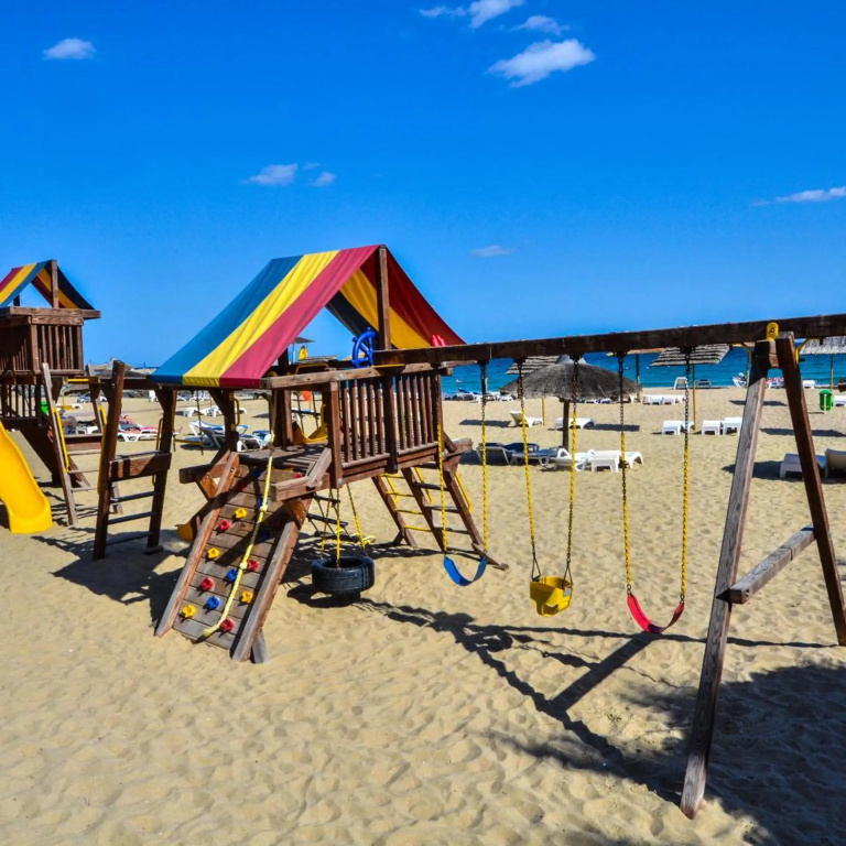 Sandy Beach Hotel and Resort - Général