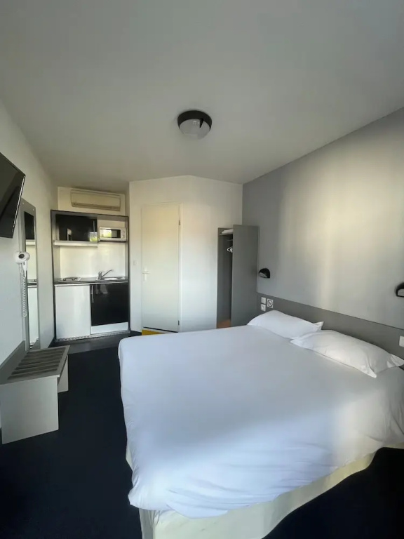 Brit Hotel Confort Marvejols - Chambres