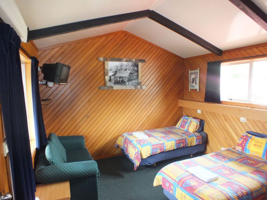 Chateau Backpackers & Motels by null